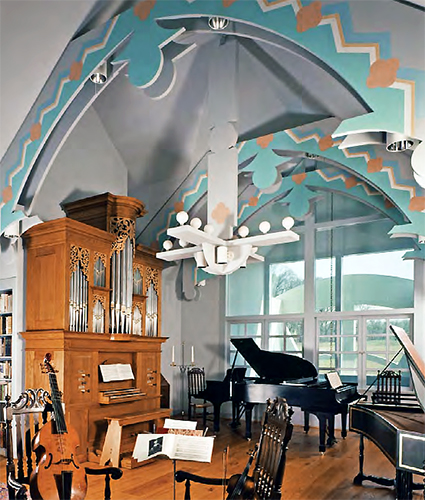 Robert Venturi, John Rauch, and Denise Scott Brown, Music Room, House in New Castle County, Delaware, 1978-83 (photo: © Ventu